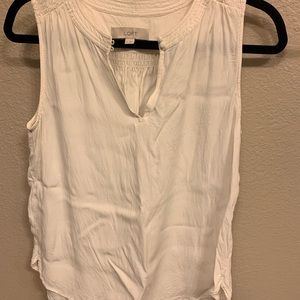 Loft cream tank size M